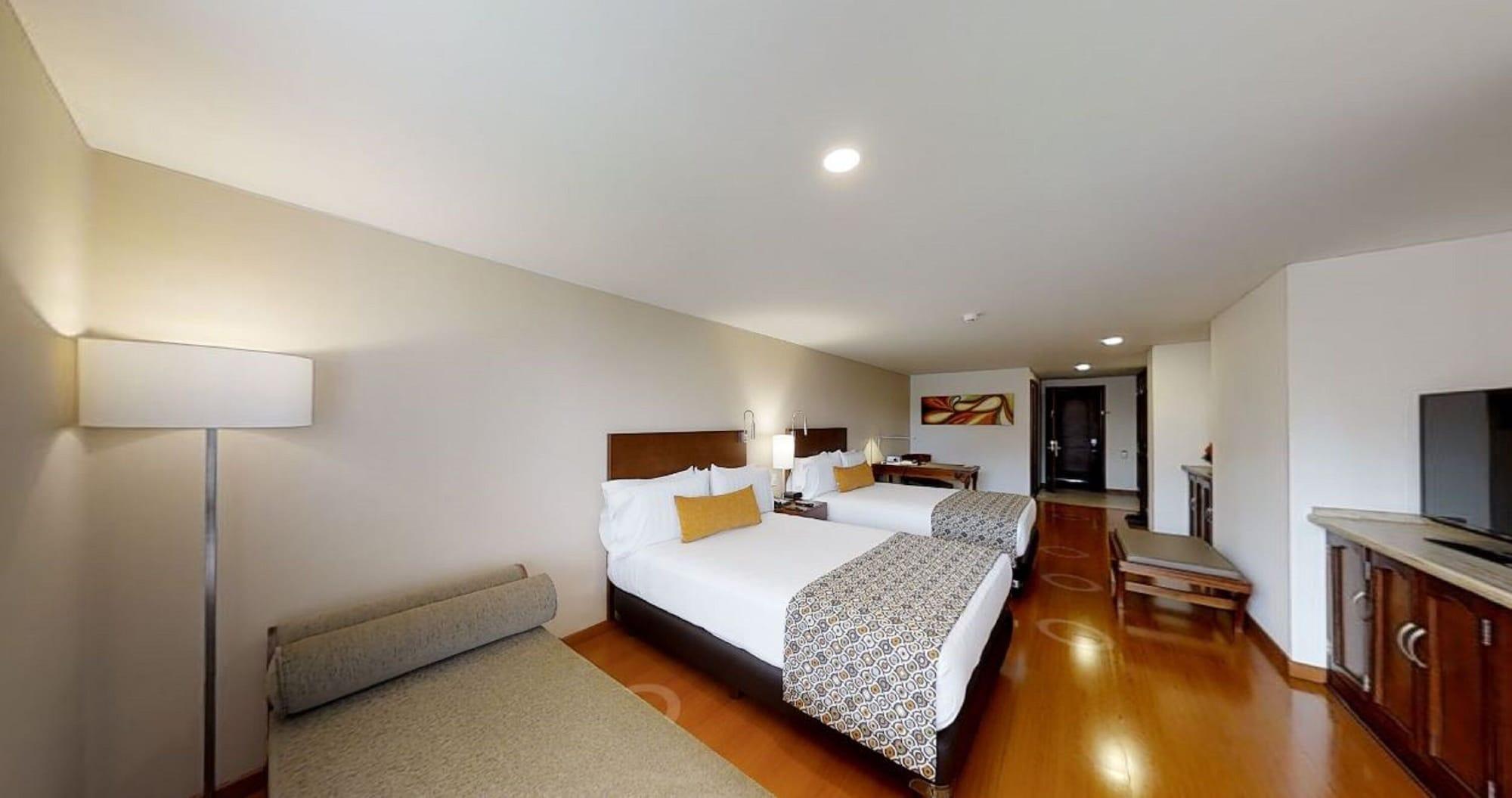 Hotel Estelar Suites Jones Bogota Bagian luar foto