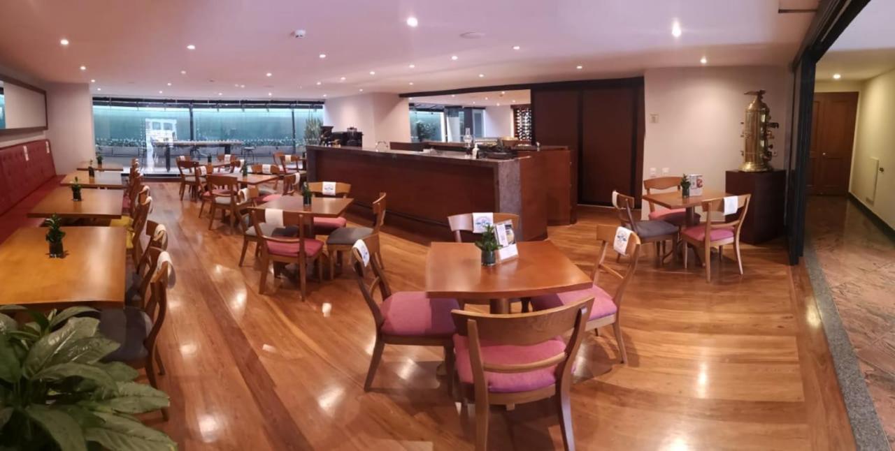 Hotel Estelar Suites Jones Bogota Bagian luar foto
